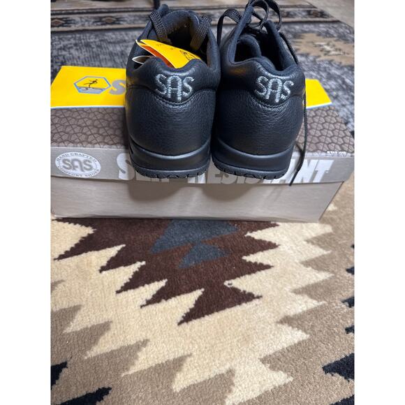 Loafers_&_Slip_Ons